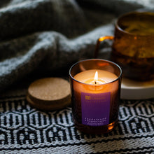 Load image into Gallery viewer, DR BOTANICALS SANDALWOOD &amp; BERGAMOT CANDLE 200G