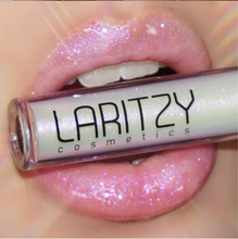 Load image into Gallery viewer, Laritzy Holographic Lip Gloss - Aura